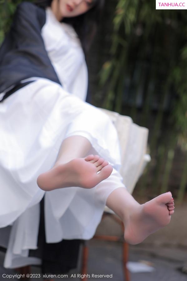 玥儿玥  [XiuRen]高清写真图 2023.01.06 No.6094 玥儿玥er 古装美腿第15张图片